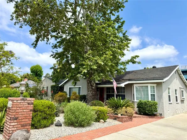 11559 Blix St, North Hollywood, CA 91602