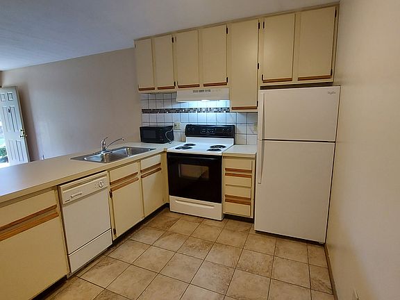 5th image of 2111 Smoky View Blvd