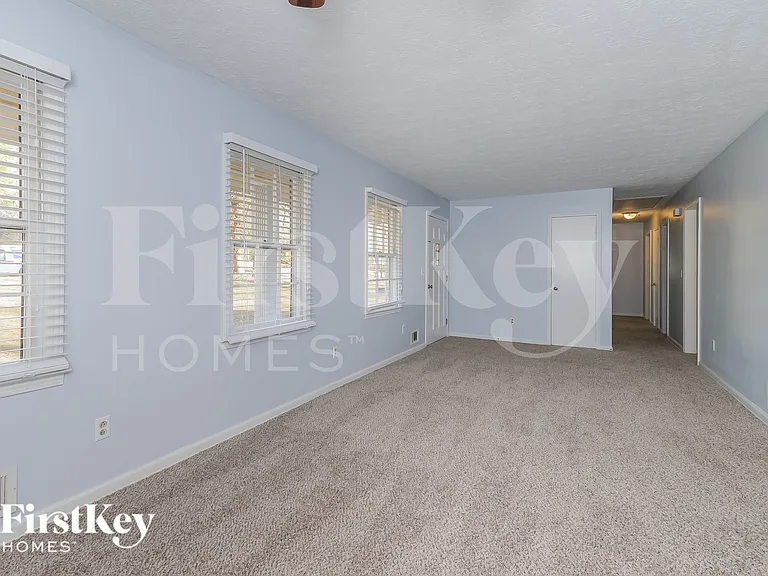 195 King David Dr SW — Photo 5