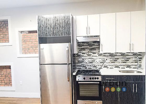 2nd image of 314 Van Buren St #8