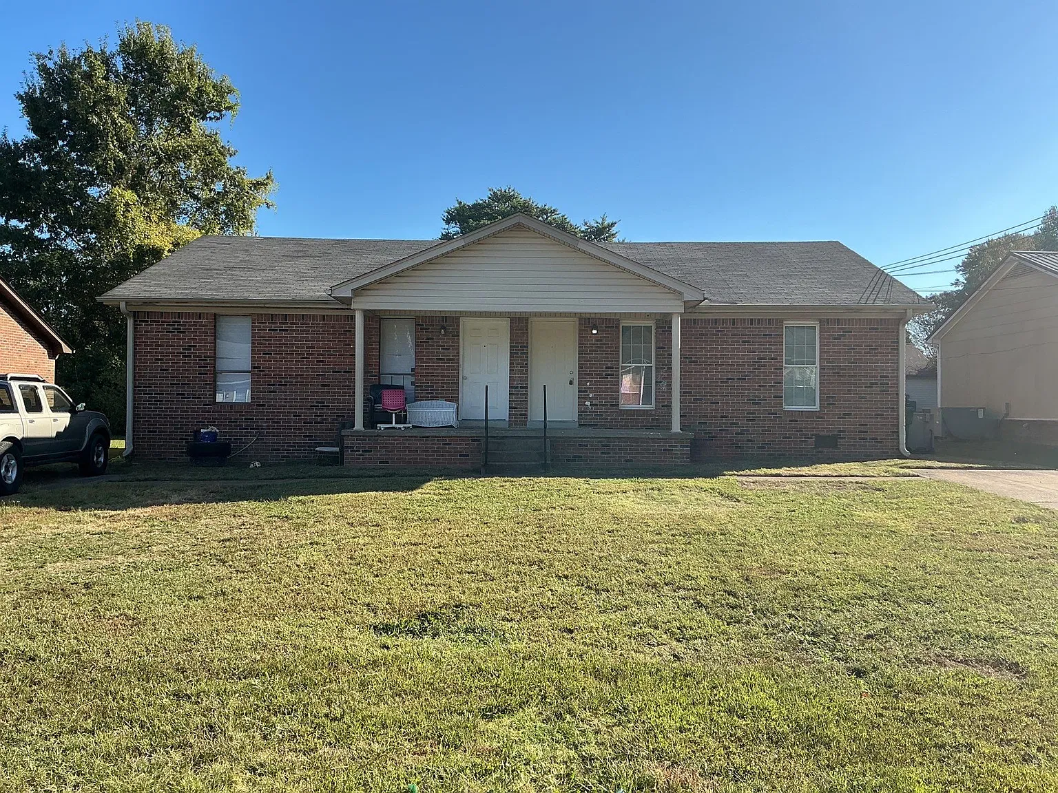 2 bed, 842 sqft, $975 — Photo 1
