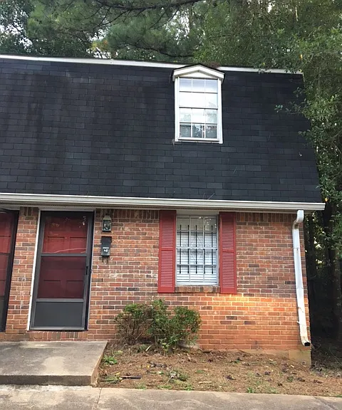 3853 Parklane Dr — Photo 1