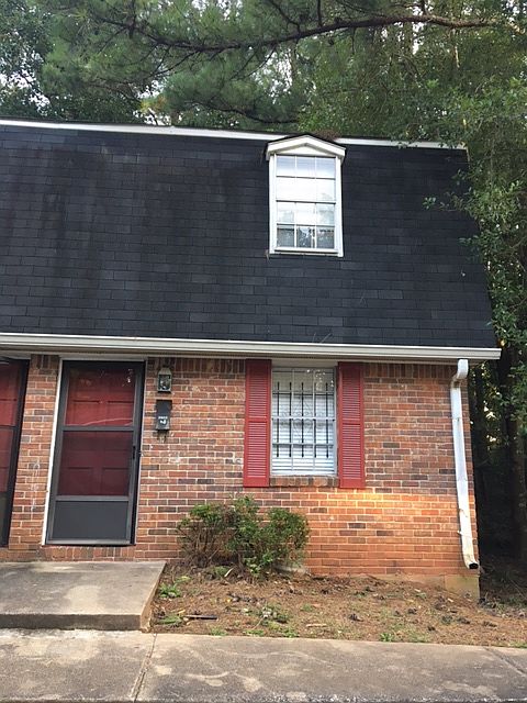 1st image of 3853 Parklane Dr