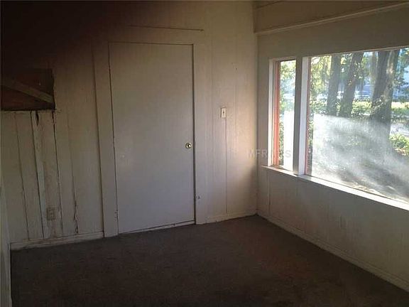 2nd image of 527 W Peachtree St