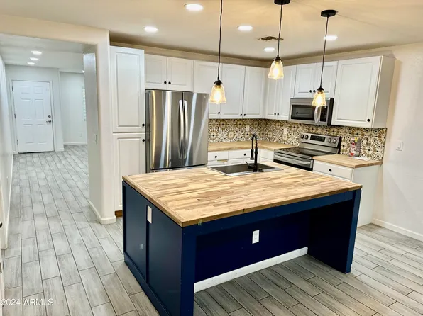 9038 N 115TH Lane, Youngtown, AZ 85363