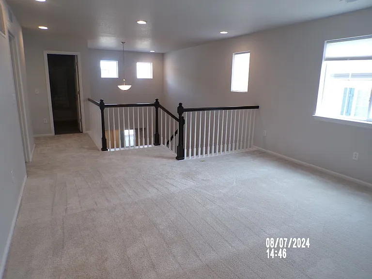 979 Oleander St — Photo 9
