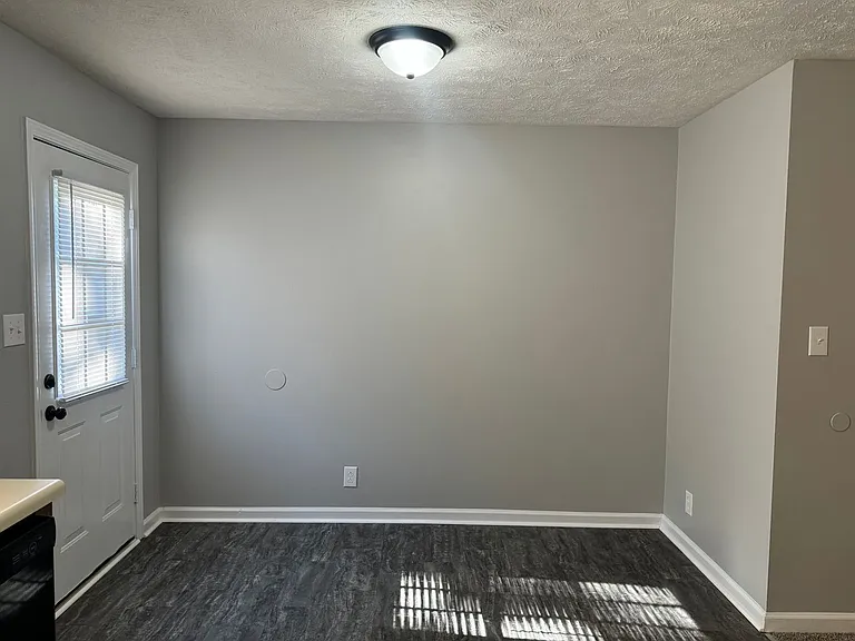 1720 Baltimore Dr — Photo 5