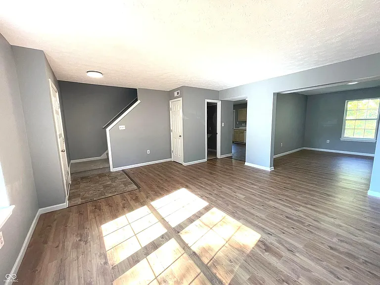 2636 Mae Cir — Photo 19