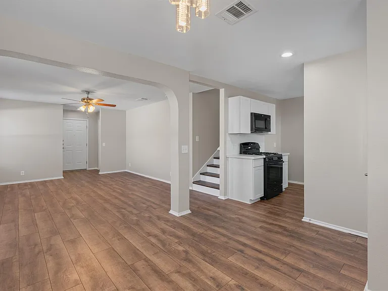 403 Lakemont Dr — Photo 7