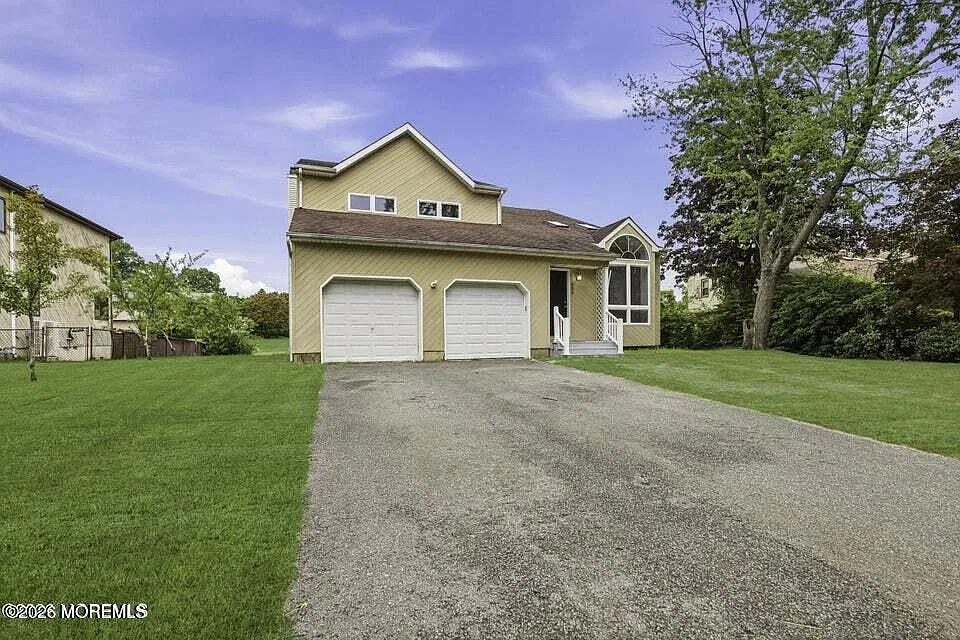 659 McCormick Dr