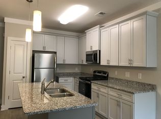 3001 Bermuda Bay Ln APT 205, Mebane, NC 27302
