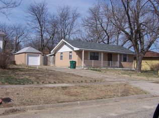 707 Fir St, Wakefield, KS 67487