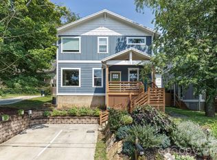 82 Frances St, Asheville, NC 28806