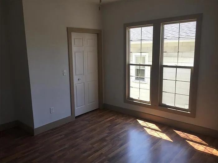 409 Waugoo Ave #A — Photo 6