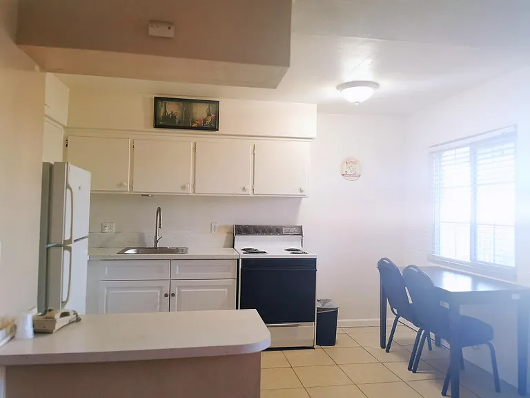 1220 W Florida Ave #20 — Photo 2
