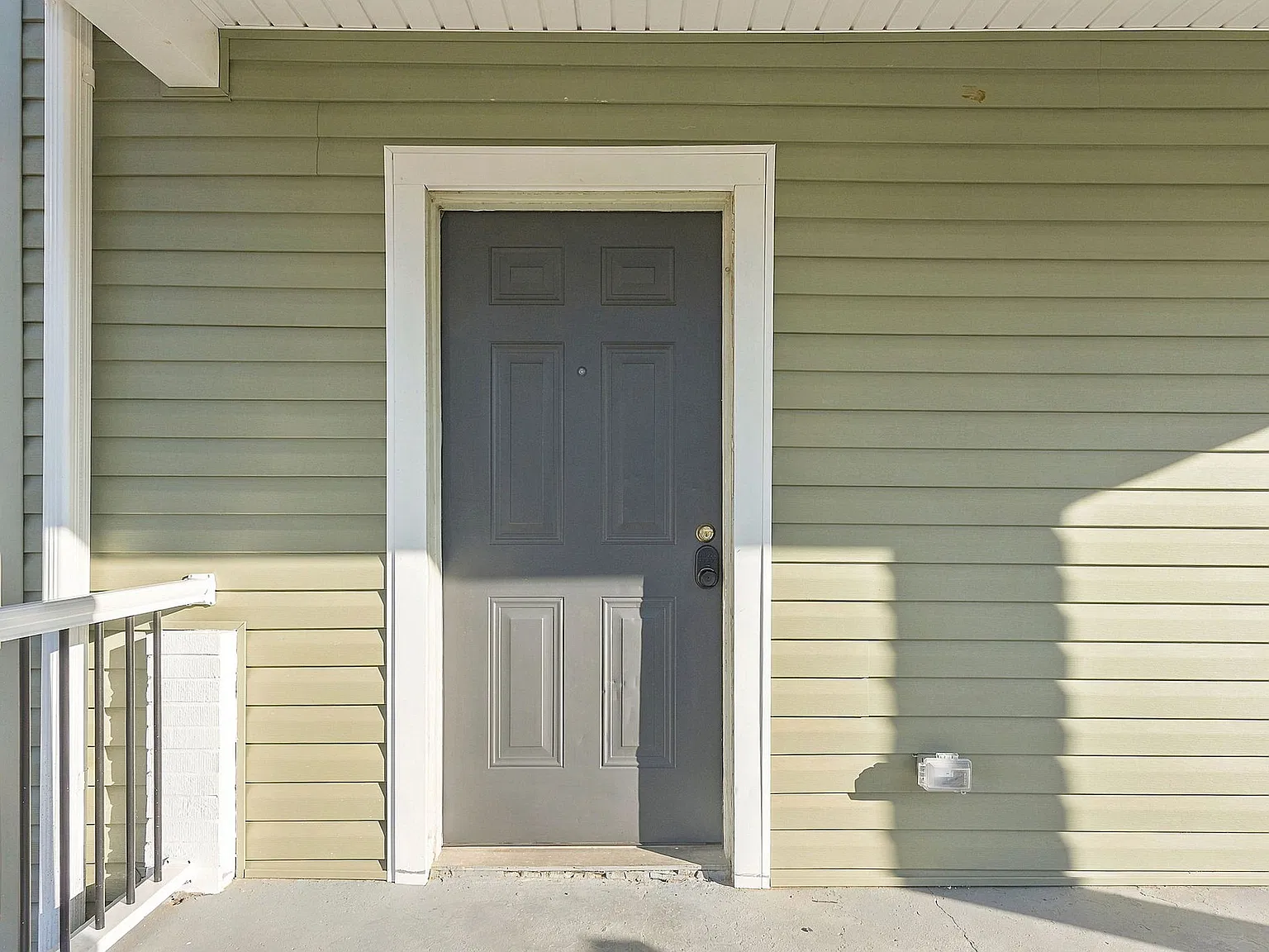 4 bed, 2.5 bath, 1578 sqft, $1,675 — Photo 2