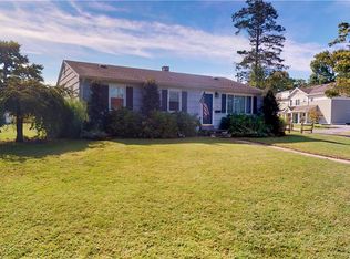 31 Pratt Rd, Clinton, CT 06413