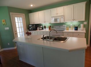 330 Southbrook Dr, Evansville, IN 47711