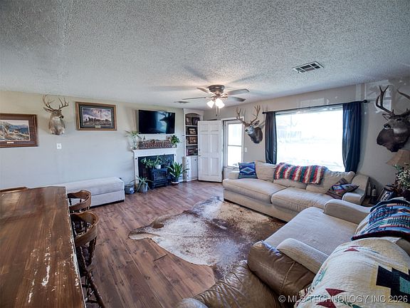 3rd image of 22526 N 2860th Rd