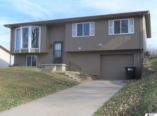 6325 Forest Lawn Ave, Omaha, NE 68104