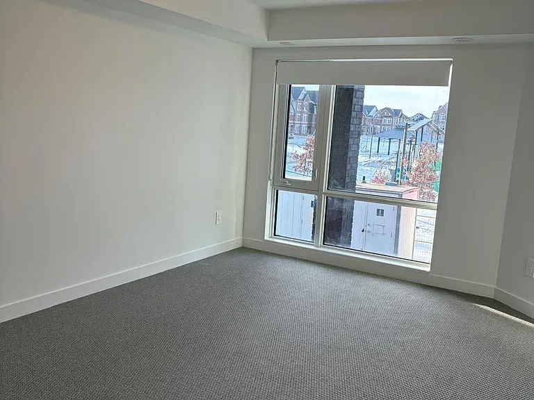 55 Romilly Ave — Photo 22