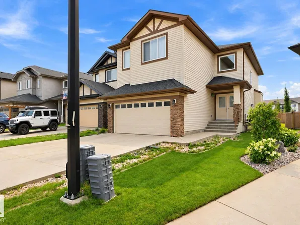 258 Albany Dr NW, Edmonton, AB T6V 0L3