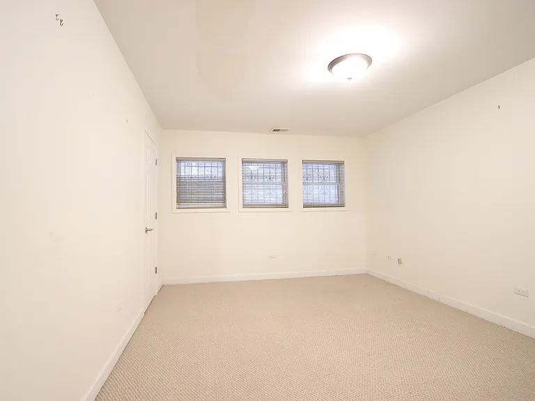 3150 S Prairie Ave #1 — Photo 19