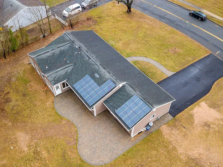 127 Kendall Rd — Photo 32