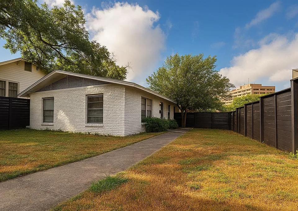 607 Bellevue Pl #B