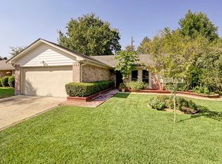 12106 Fallbrook Dr, Houston, TX 77065