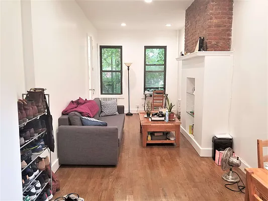 Rented by Igor Ger, LREB | media 27