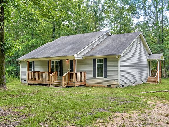 2nd image of 746 Hamilton Rd
