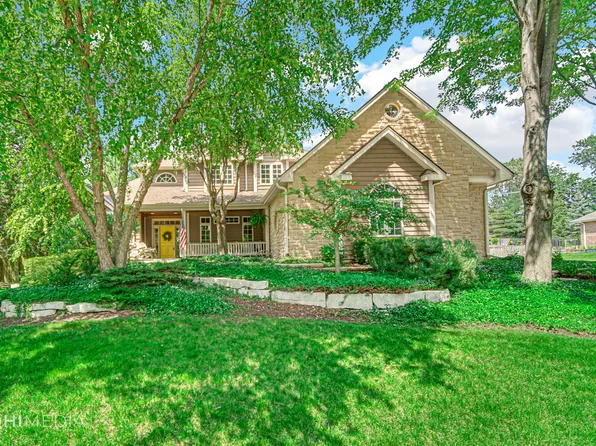 356 79th Pl, Willowbrook, IL 60527