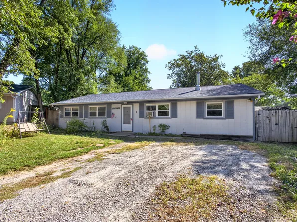 6 Cardinal Ct, Columbia, MO 65203