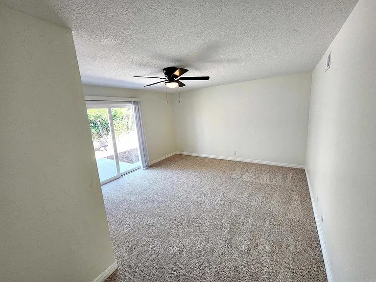 80 Lucas Ct — Photo 25