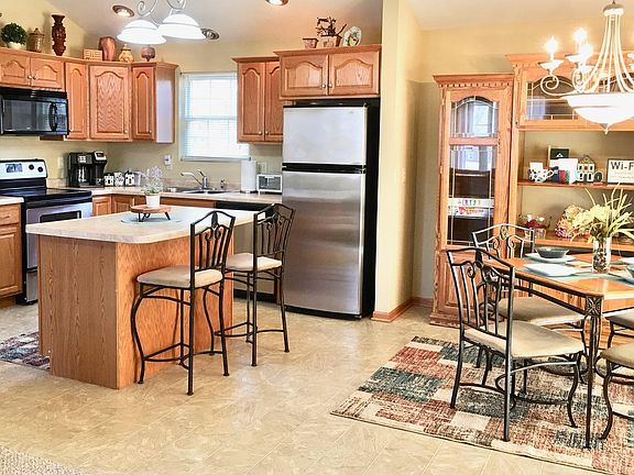 3rd image of 100 E Prospect Ave APT 14