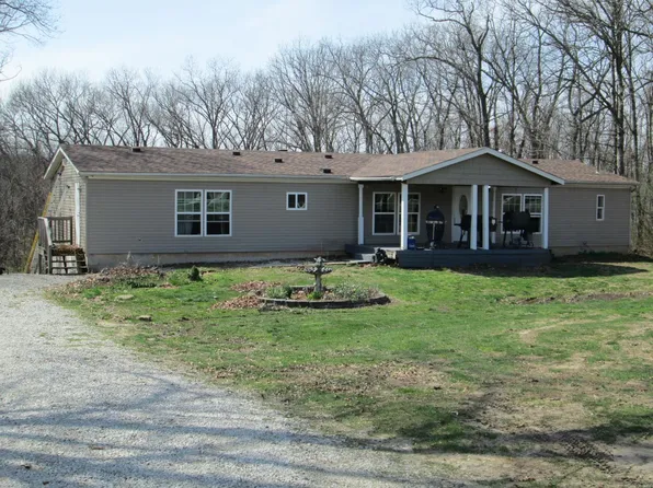 655 Snow Hill Dr, Saint Clair, MO 63077