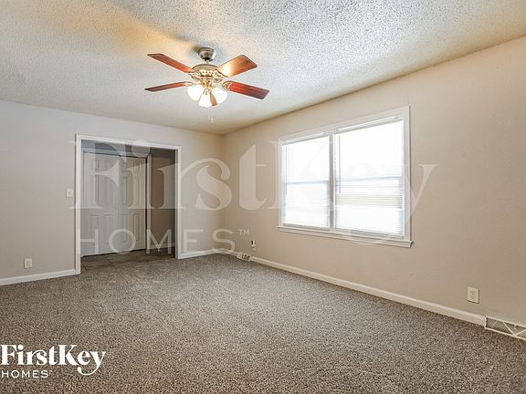 4th image of 9817 Hardesty Ave