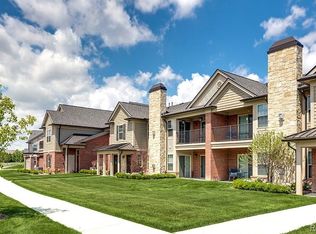 17684 Maisons Dr, Clinton Twp, MI 48038