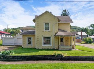 140 W 3rd St, Perrysville, OH 44864