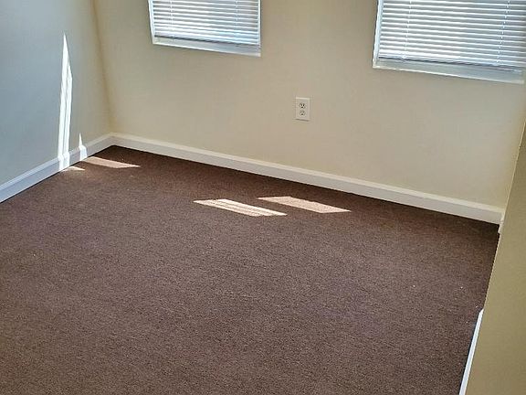 5th image of 1333 N Allison St #1323