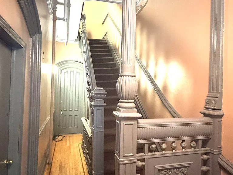 28 Saint James Pl #3-A — Photo 3