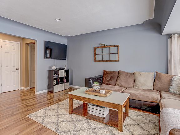 3rd image of 241 S Park St