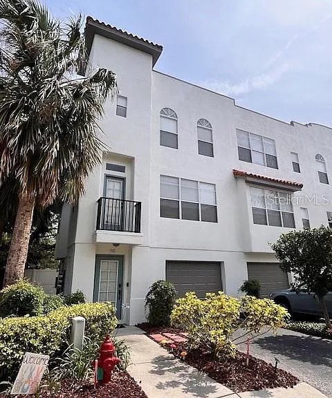 3102 Toscana Cir — Photo 1