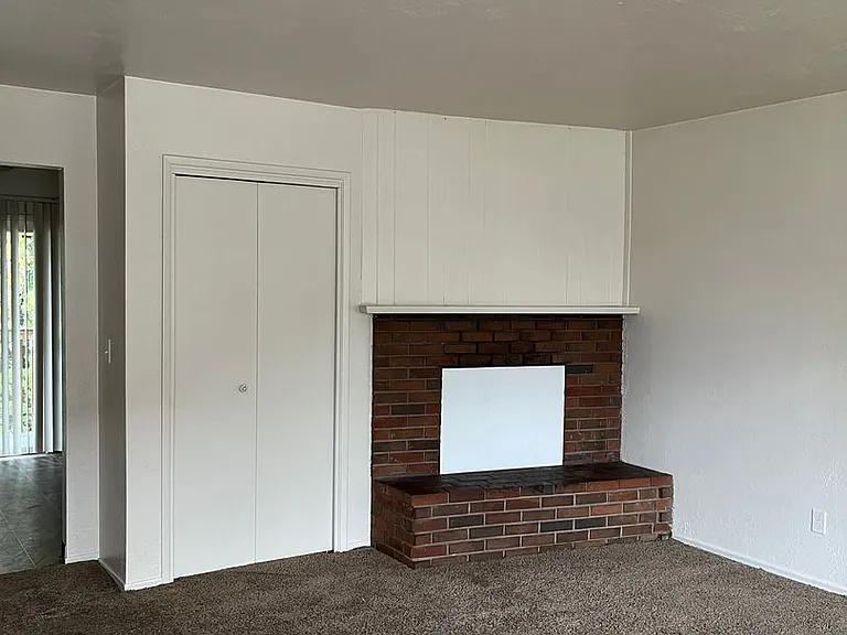 Summerwood Apartments — Photo 5