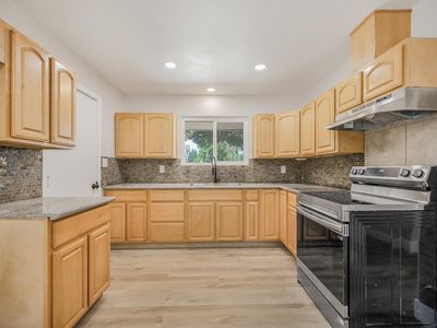 919 W Eden Ave, Fresno, CA, 93706