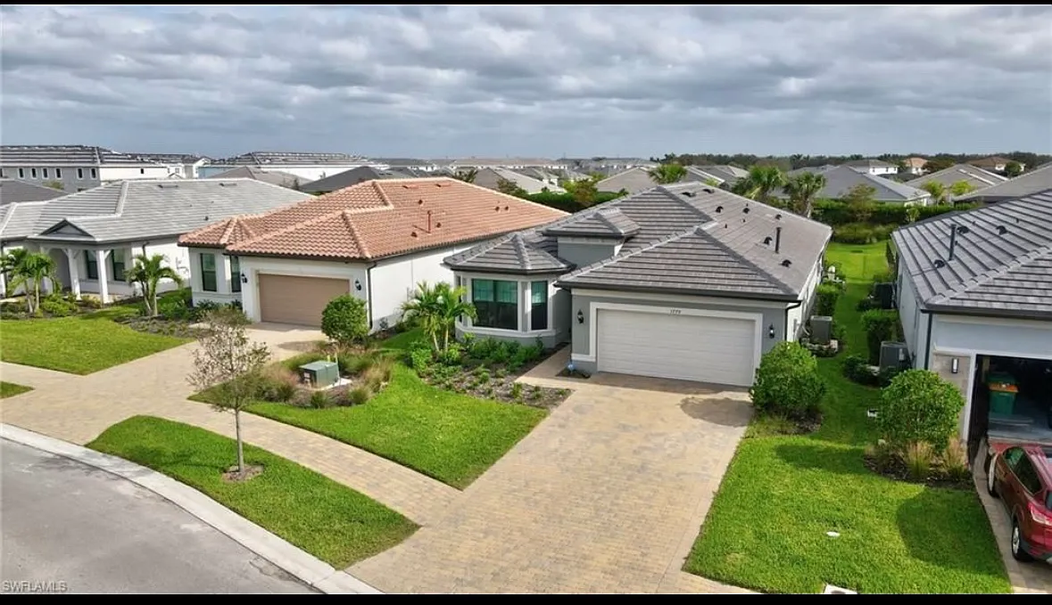 3 bed, 2099 sqft, $5,000 — Photo 2