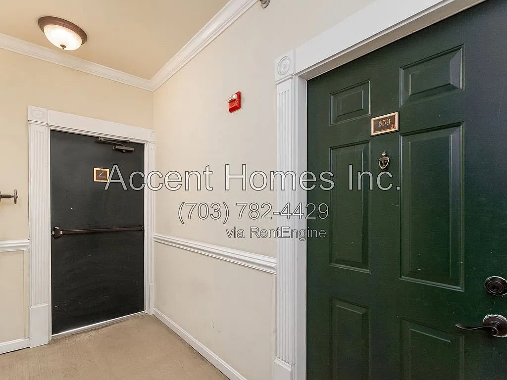 1 bed, 1.0 bath, 772 sqft, $1,900 — Photo 3
