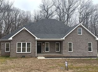 455 Barrington Ln, Paris, TN 38242