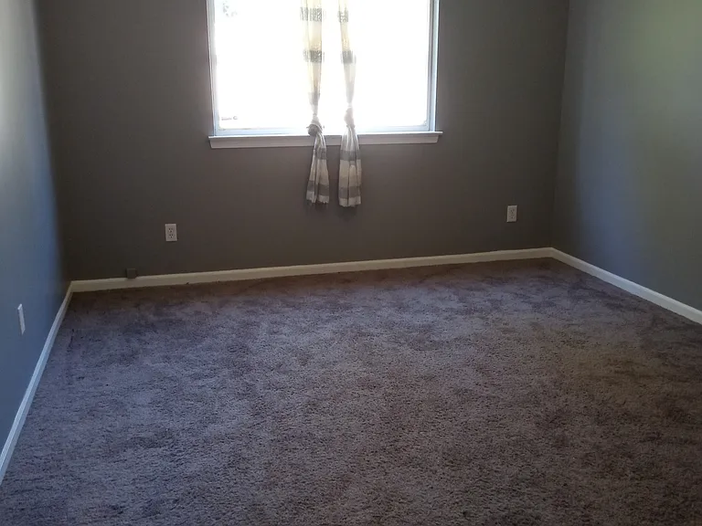 5668 Polk St — Photo 7